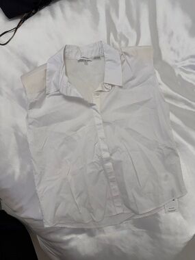 Calvin Klein White Sleeveless Button-Front Blouse